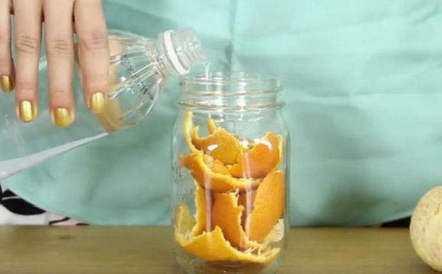 Image result for Pomješala je kore od pomorandži i SIRĆE! Kada vidite ŠTA je dobila, stalno ćete ga koristiti! (VIDEO)